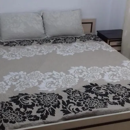 Apartament Steaua De Mare Nord 2 *